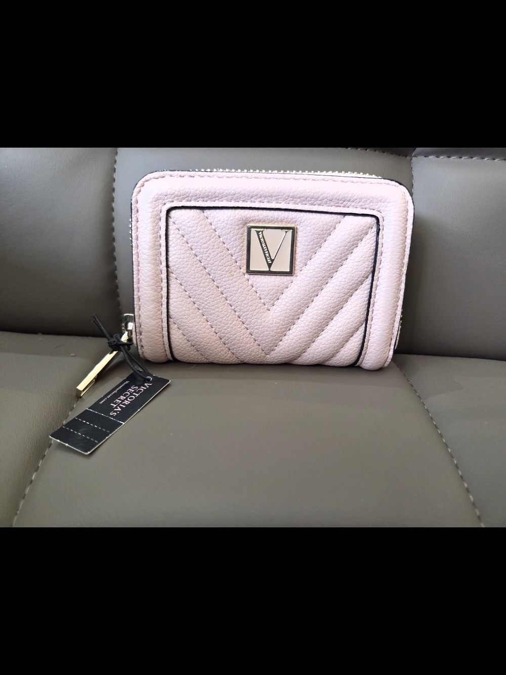 Victoria's Secret Small Zip Wallet - NWT